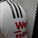 Camisa do Fulham I 24/25 JOGADOR Branca