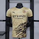 Camisa do Manchester City Edição Especial 24/25 JOGADOR Dourada